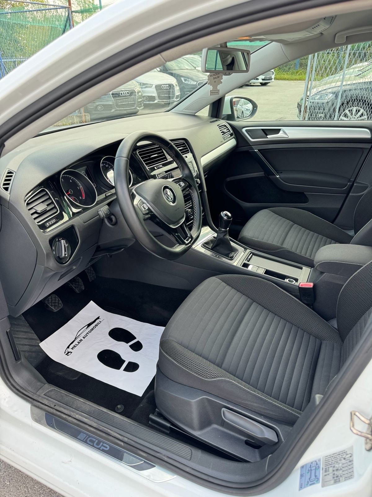 VW Golf 7 2.0 TDI R-LINE #Bi-XENON #NAVI #PDC, fotografija 9