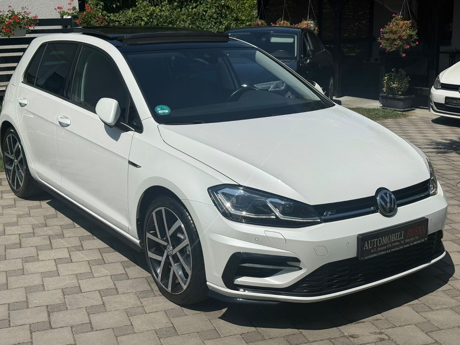VW Golf 7.5 2,0 TDI RLINE, *matrix svjetla*, *perla bijela*, fotografija 5