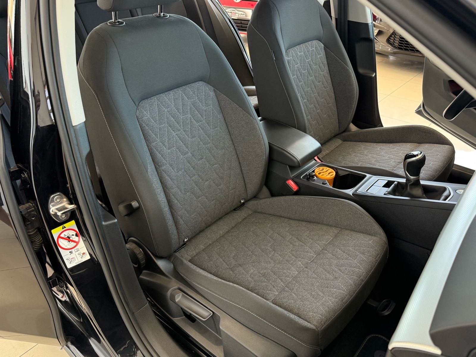 VW Golf 8 2.0 TDI⭐️86.000KM⭐️MOTION⭐️SERVISNA⭐️KAO NOV⭐️GARANCIJA, fotografija 17