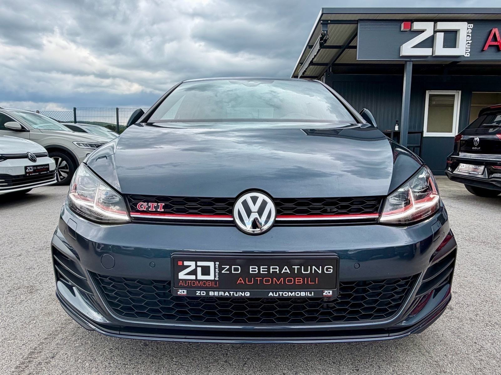 VW Golf 7 2,0 TSI GTI *DSG* *PERFORMANCE* Virtual Dynaudio R18 Servisn, fotografija 3