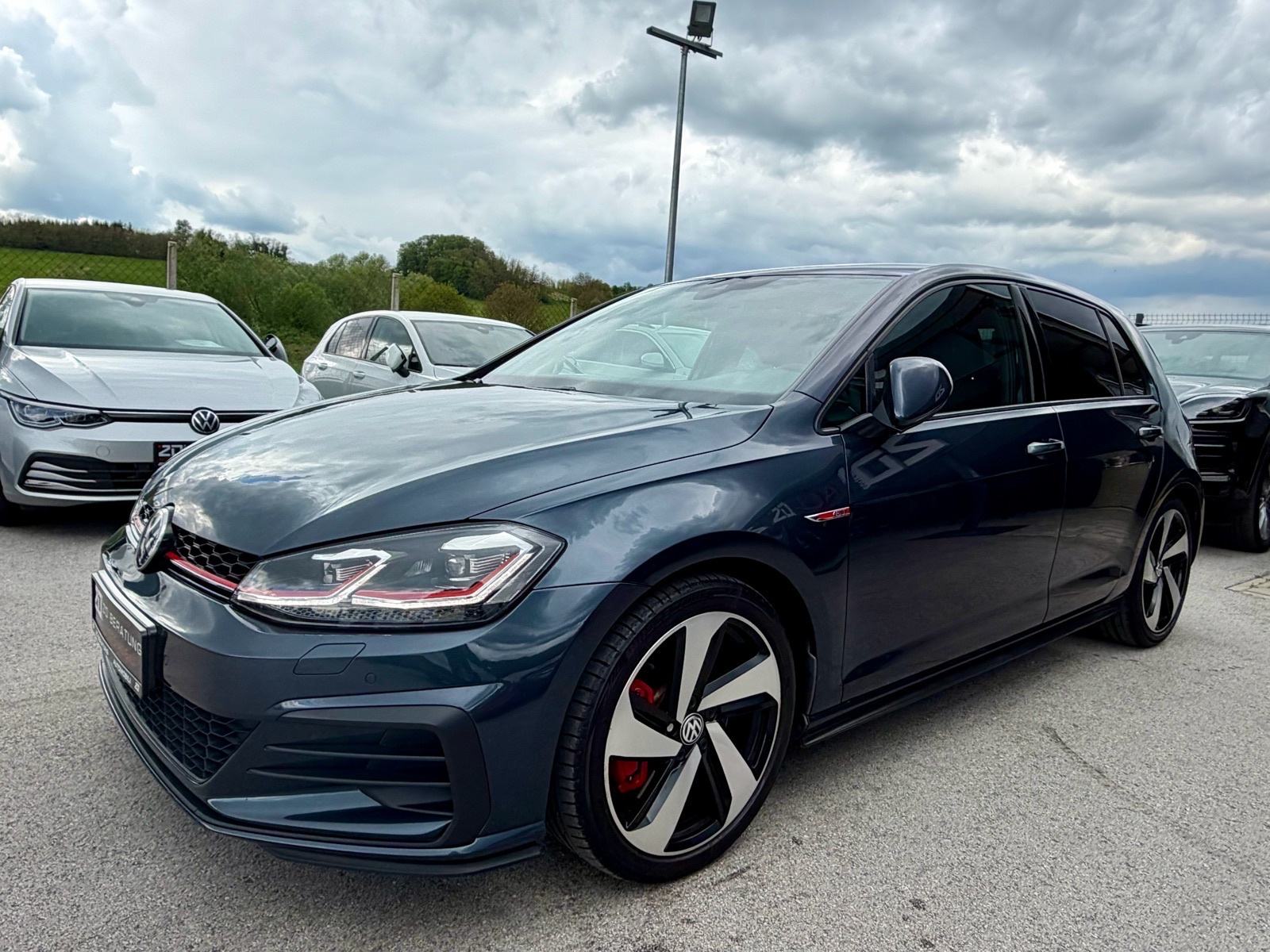 VW Golf 7 2,0 TSI GTI *DSG* *PERFORMANCE* Virtual Dynaudio R18 Servisn, fotografija 2
