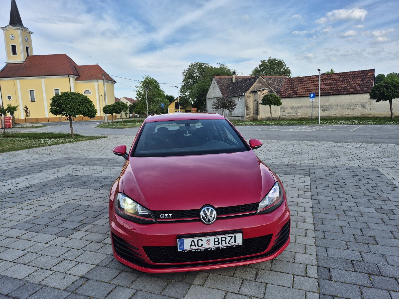 VW Golf 7 GTI 2.0 TSI 162kw/220ks,ručni mjenjač,LED,grijanje sjedala, fotografija 11