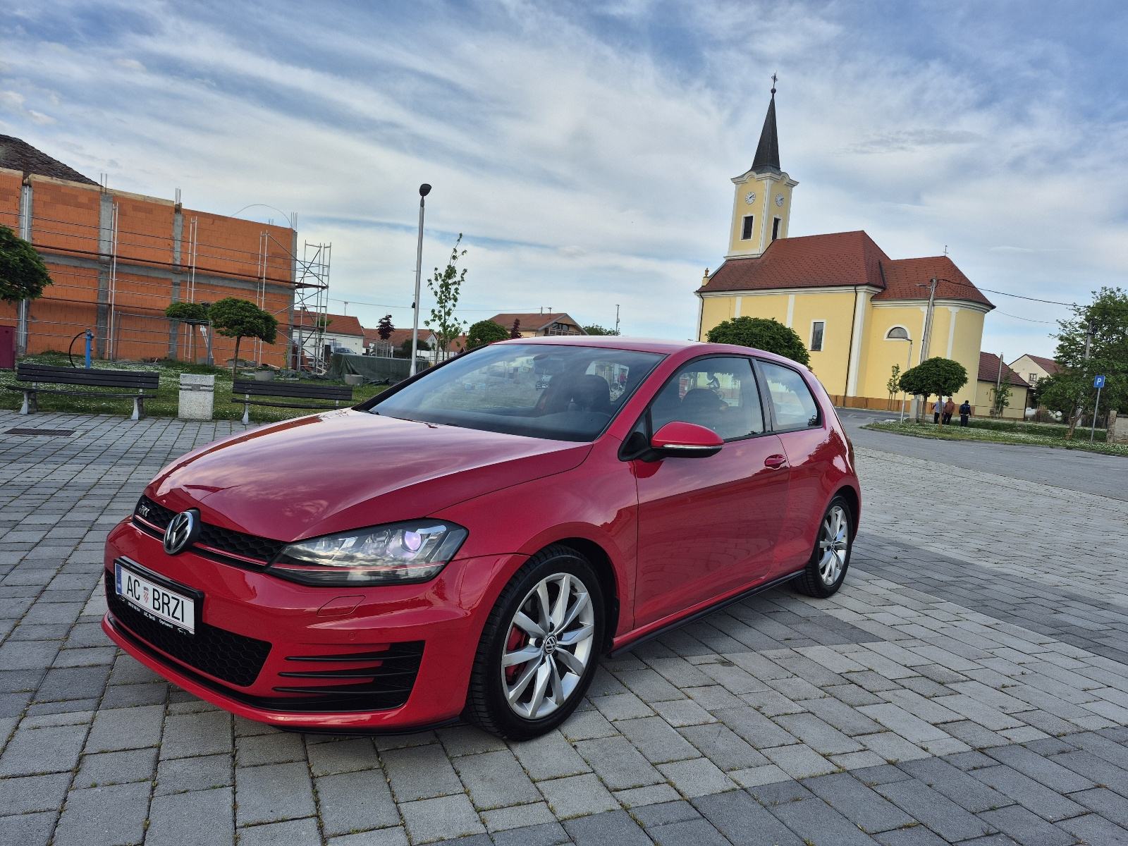 VW Golf 7 GTI 2.0 TSI 162kw/220ks,ručni mjenjač,LED,grijanje sjedala, fotografija 2