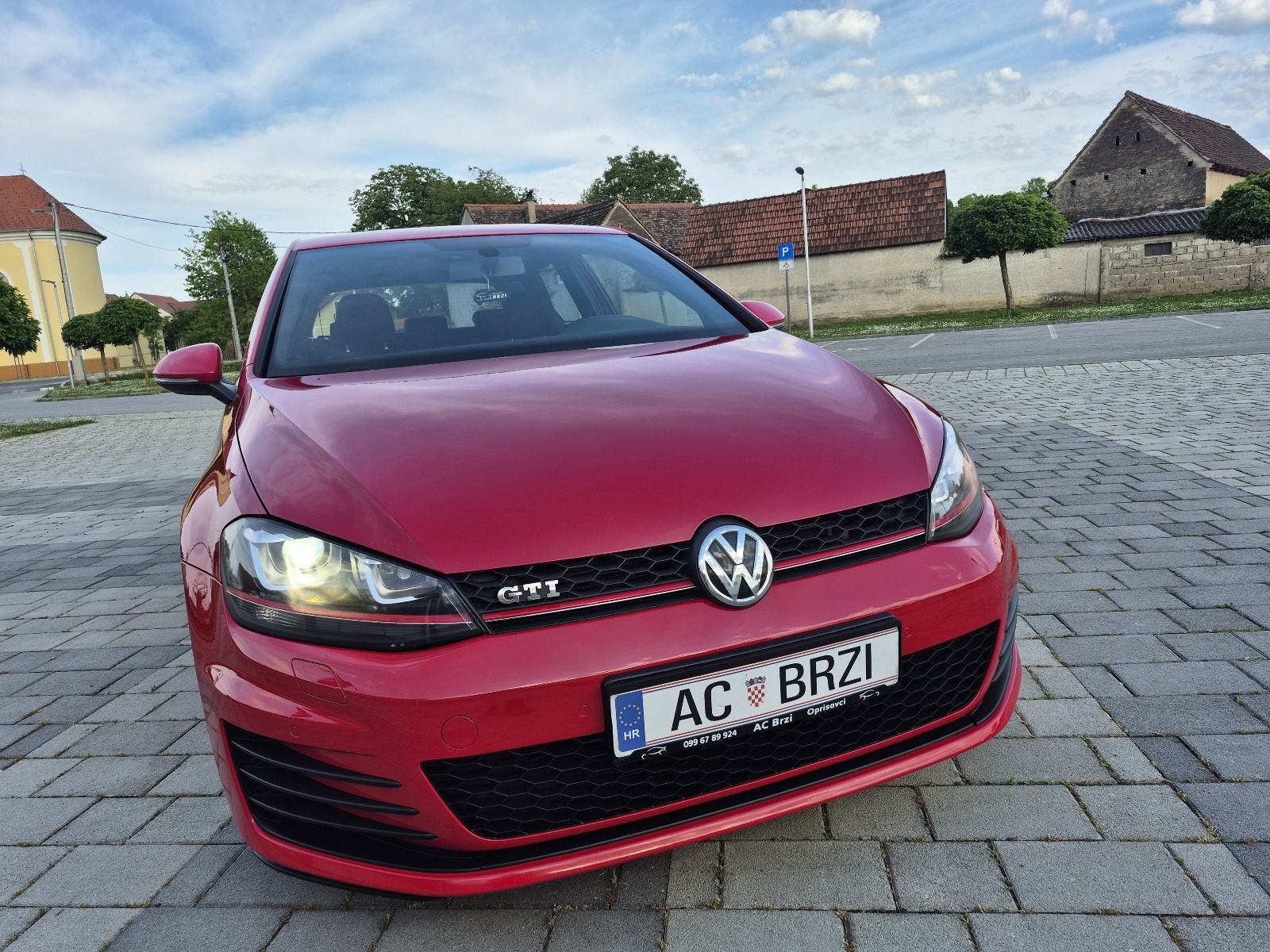 VW Golf 7 GTI 2.0 TSI 162kw/220ks,ručni mjenjač,LED,grijanje sjedala, fotografija 12