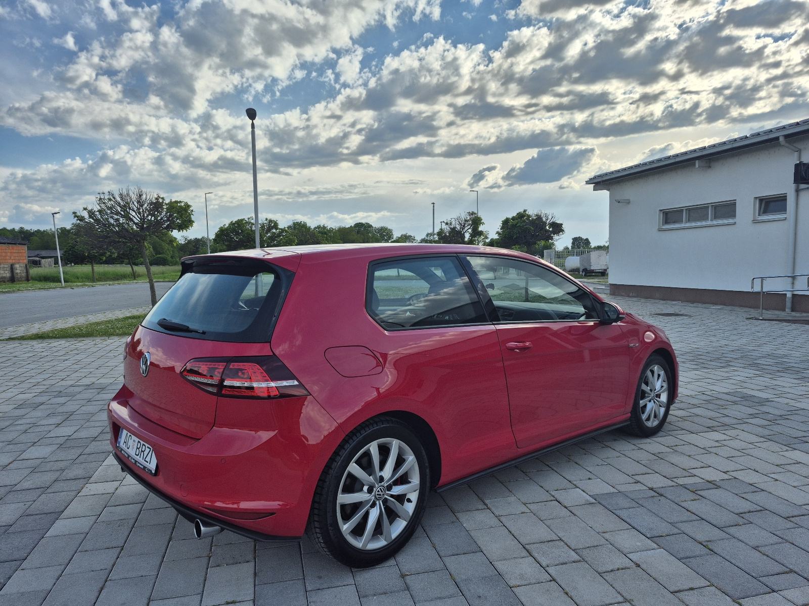 VW Golf 7 GTI 2.0 TSI 162kw/220ks,ručni mjenjač,LED,grijanje sjedala, fotografija 6