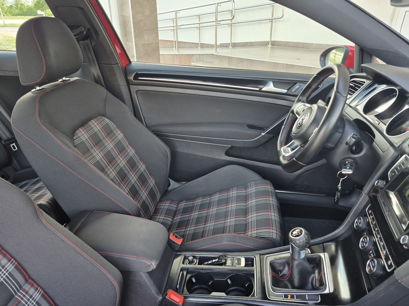 VW Golf 7 GTI 2.0 TSI 162kw/220ks,ručni mjenjač,LED,grijanje sjedala, fotografija 20
