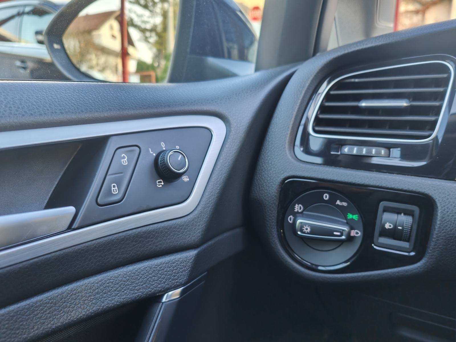 VW*GOLF 7*2014.G*CUP*ALU"18*NAVI*PARKPILOT*GR.SJEDALA*7900E, fotografija 17