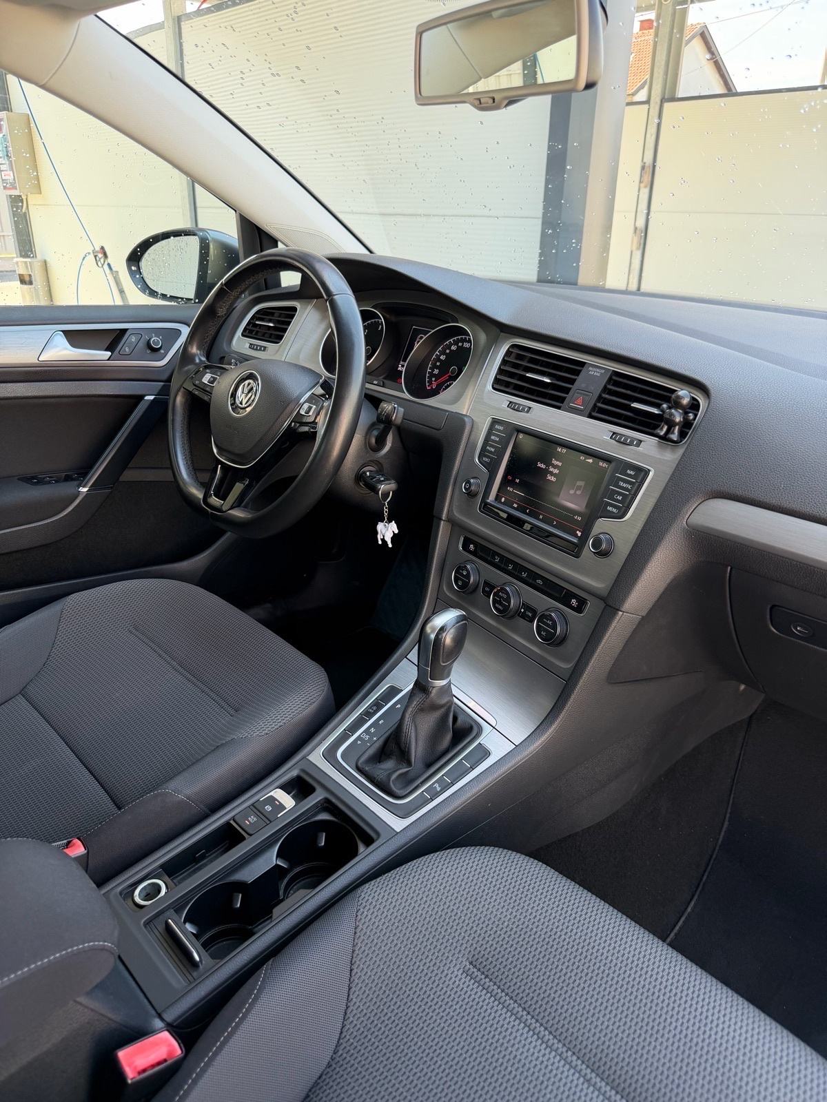 VW Golf 7 2015 DSG 1,6 TDI Reg godinu dana., fotografija 8