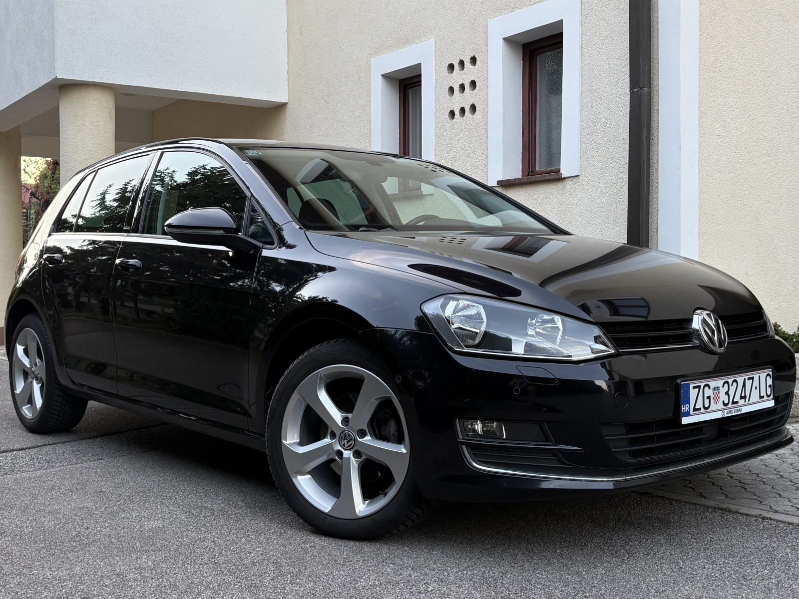 VW GOLF 7 ALLSTAR 1.6 TDI, NAVI, MLF,TEMPOMAT, REG, RADAR ACC,SERVISNA, pogled izvana - slika 3
