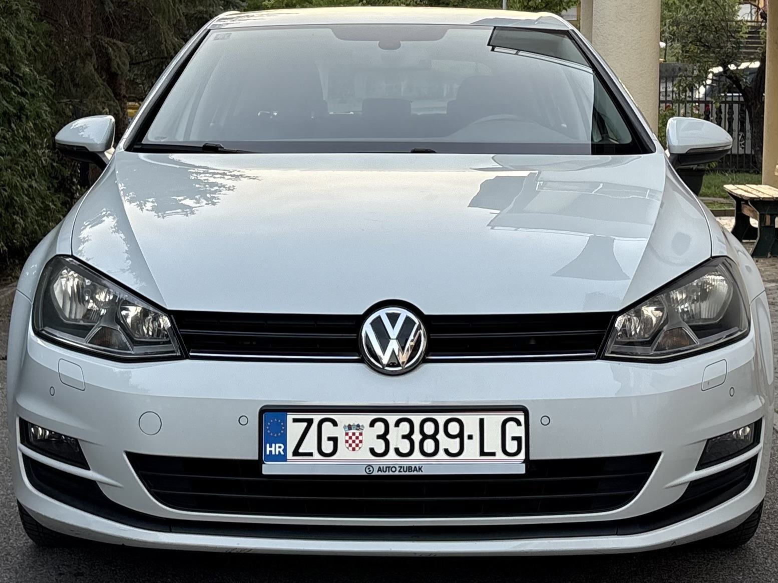 VW GOLF 7 CUP! 1.6 TDI, PRAK PILOT, SENZORI, ALU R16, REG, SERVISNA, fotografija 2