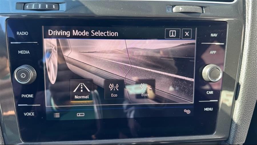 VW Golf 7 e-Golf, 35 kW, Navi, Kamera, LED, PDC, Temp, u PDV-u., fotografija 15