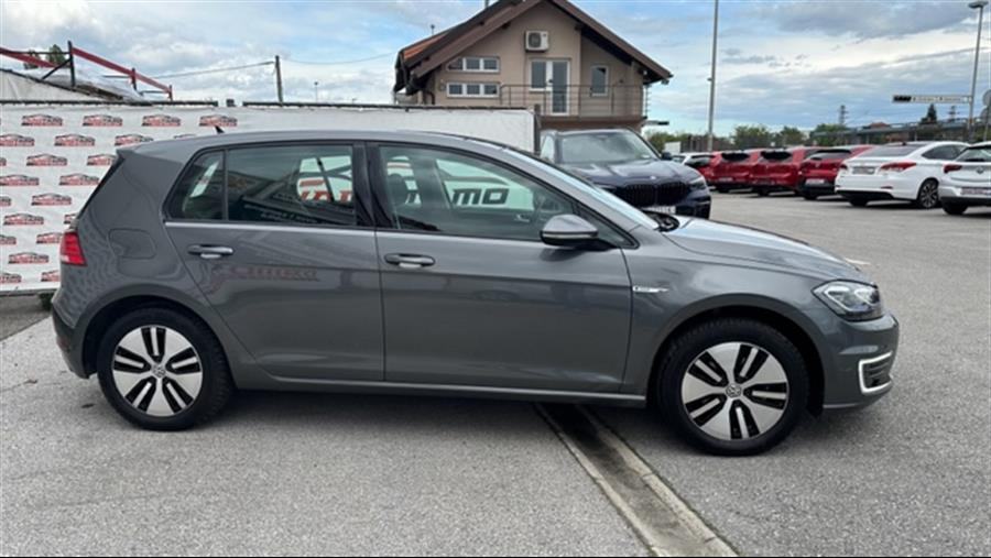 VW Golf 7 e-Golf, 35 kW, Navi, Kamera, LED, PDC, Temp, u PDV-u., fotografija 4