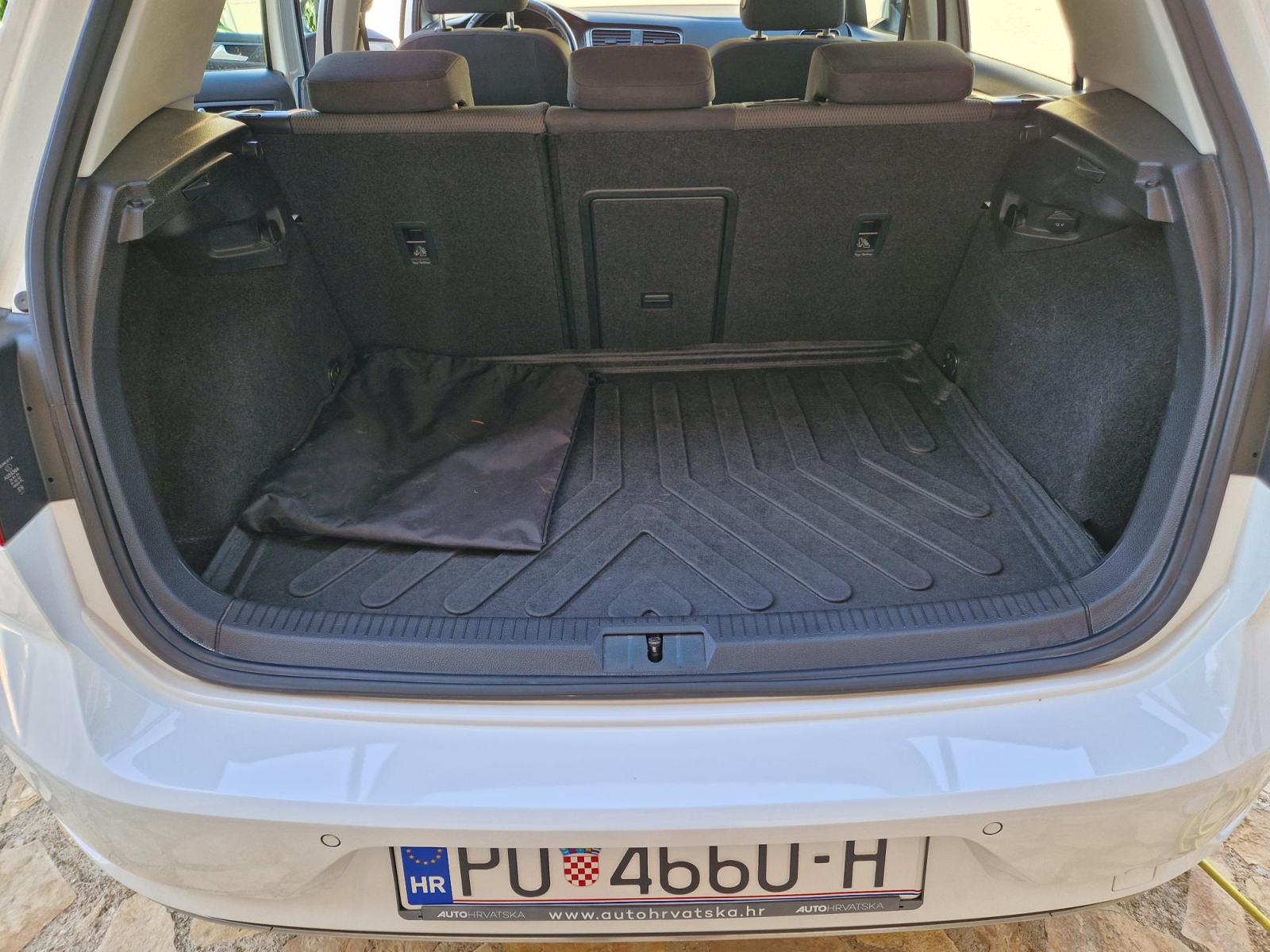 VW Golf 7 e-Golf, fotografija 11
