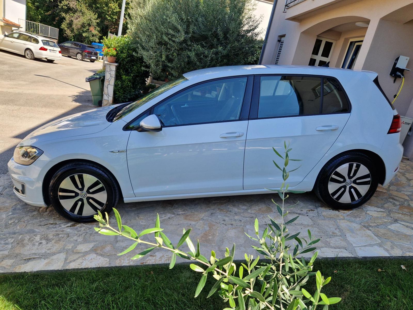 VW Golf 7 e-Golf, fotografija 2