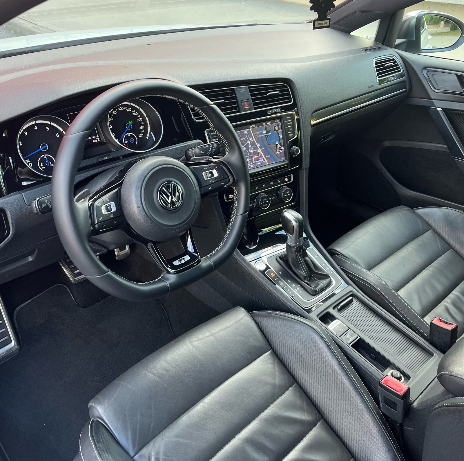 VW Golf 7 Golf R DSG, fotografija 3
