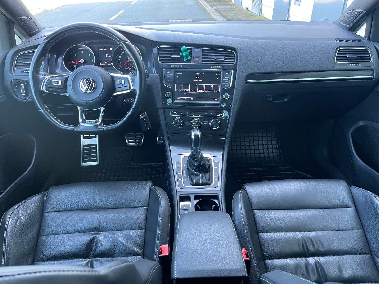 VW GOLF 7 GTD 2.0 TDI DSG NAVI KOŽA KAMERA, fotografija 17