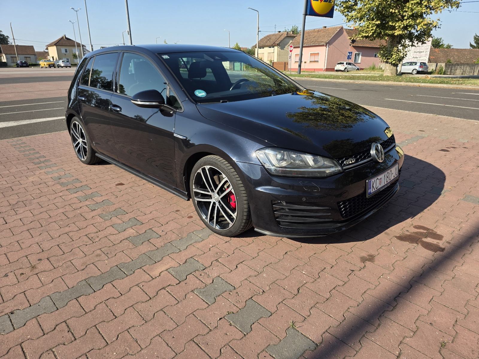 VW Golf 7 Gtd Sport&sound, fotografija 1
