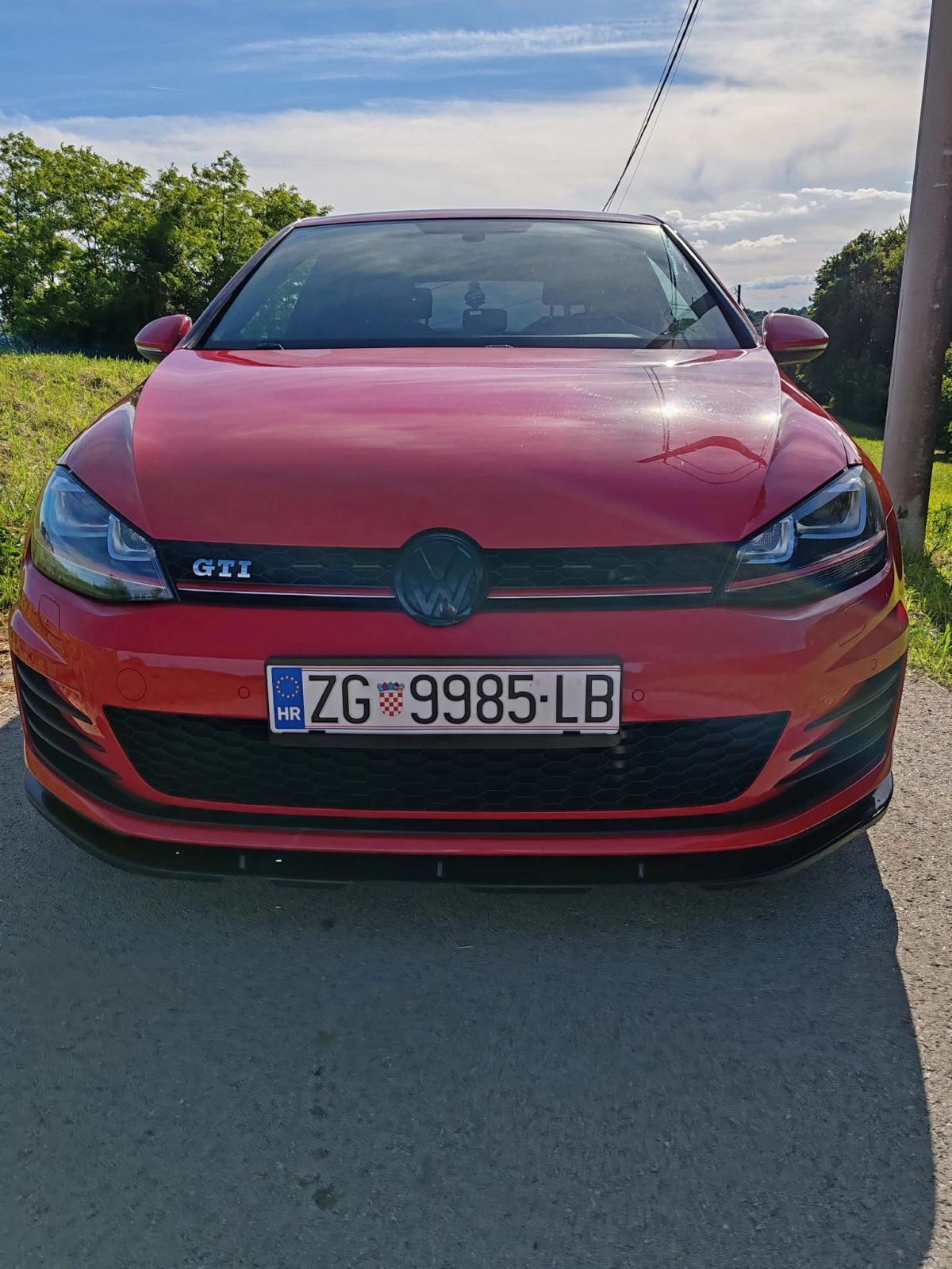 VW Golf 7 GTI 2.0 TSI, odlična oprema, reg. do 06/2027 - Top stanje!, fotografija 2