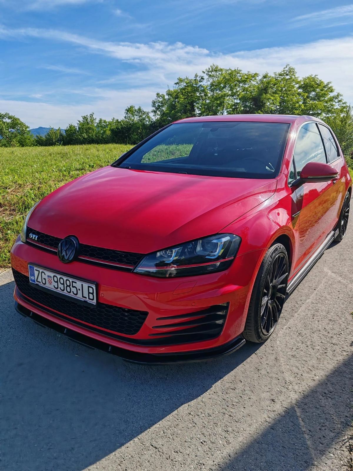 VW Golf 7 GTI 2.0 TSI, odlična oprema, reg. do 06/2027 - Top stanje!, fotografija 4