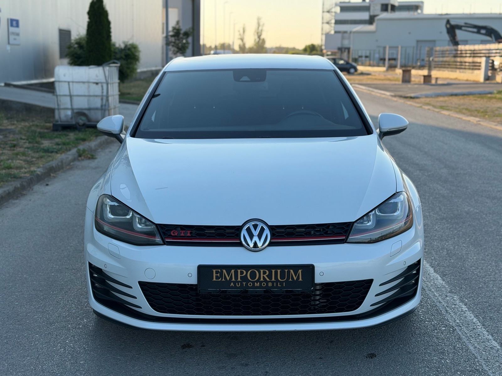 VW Golf 7 GTI Perfomance 2.0TSI DSG, fotografija 2