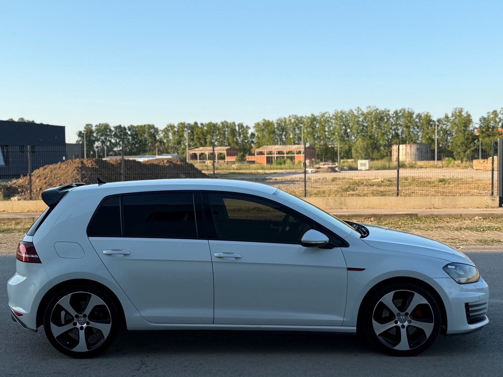 VW Golf 7 GTI Perfomance 2.0TSI DSG, fotografija 4