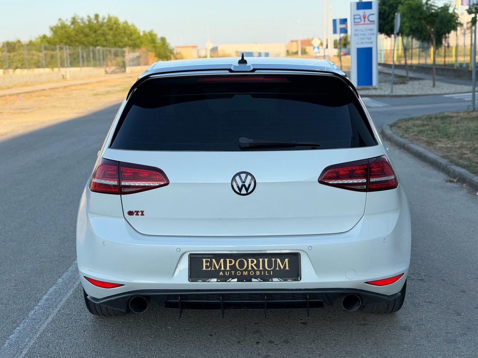 VW Golf 7 GTI Perfomance 2.0TSI DSG, fotografija 6