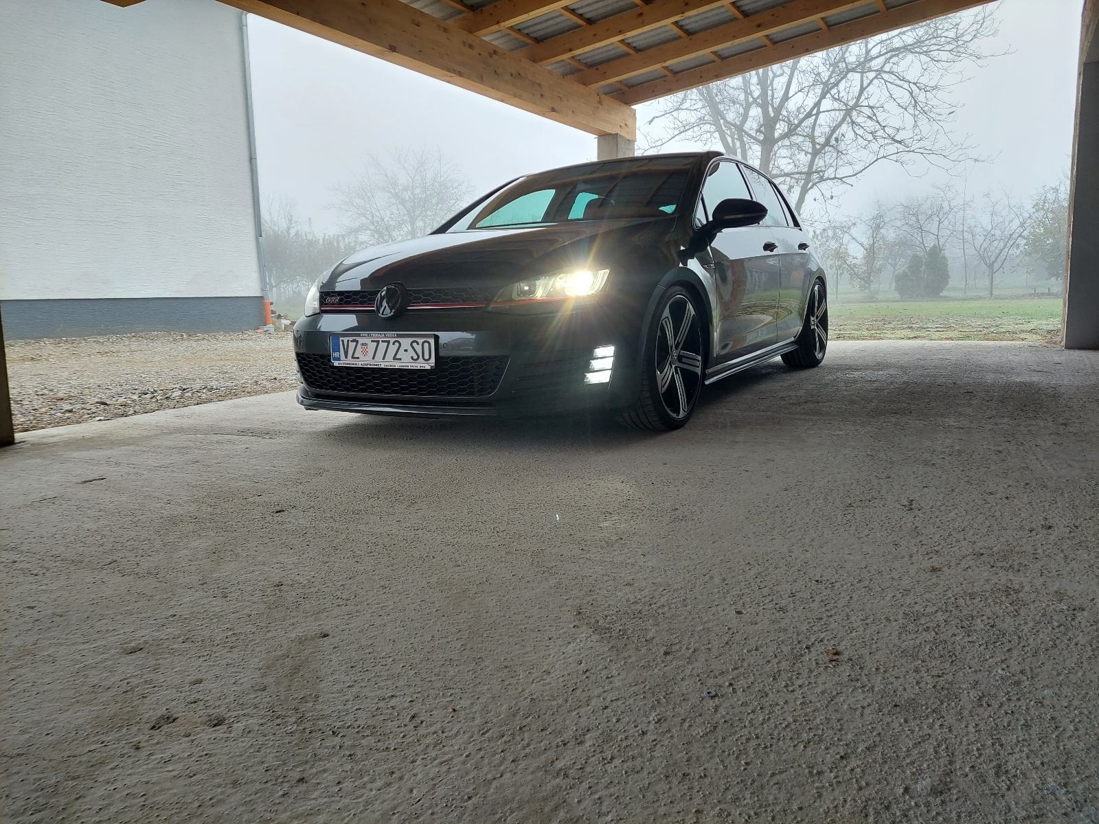 VW Golf 7 GTI, fotografija 4