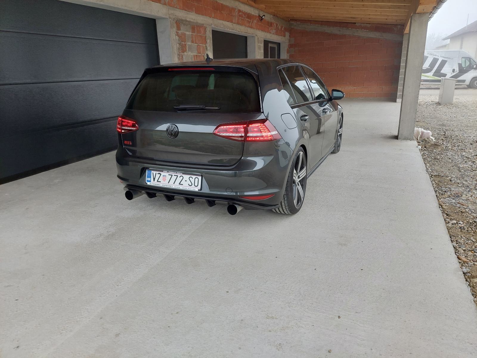 VW Golf 7 GTI, fotografija 9