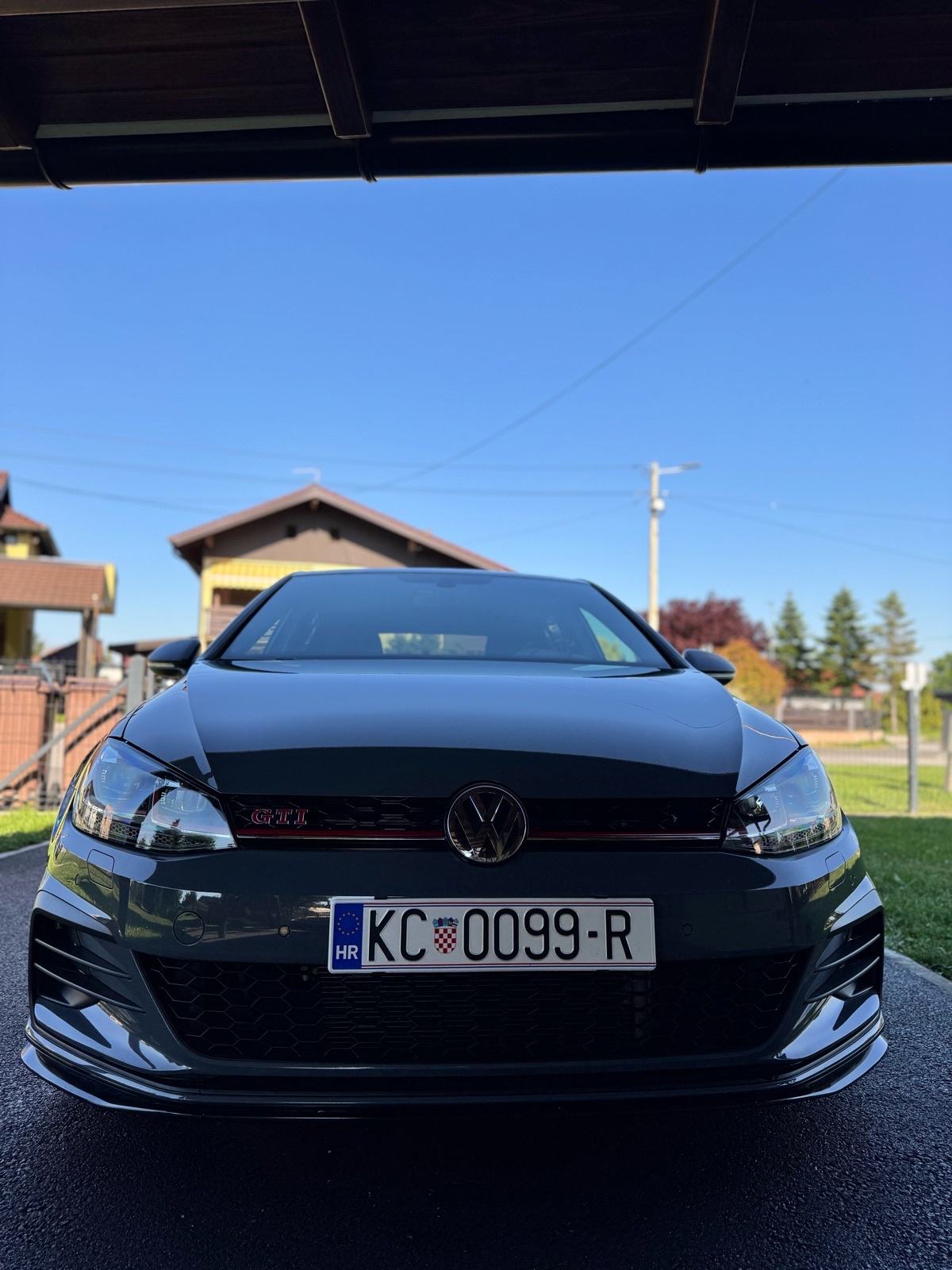 VW Golf 7.5 GTI TCR, pogled izvana - slika 3
