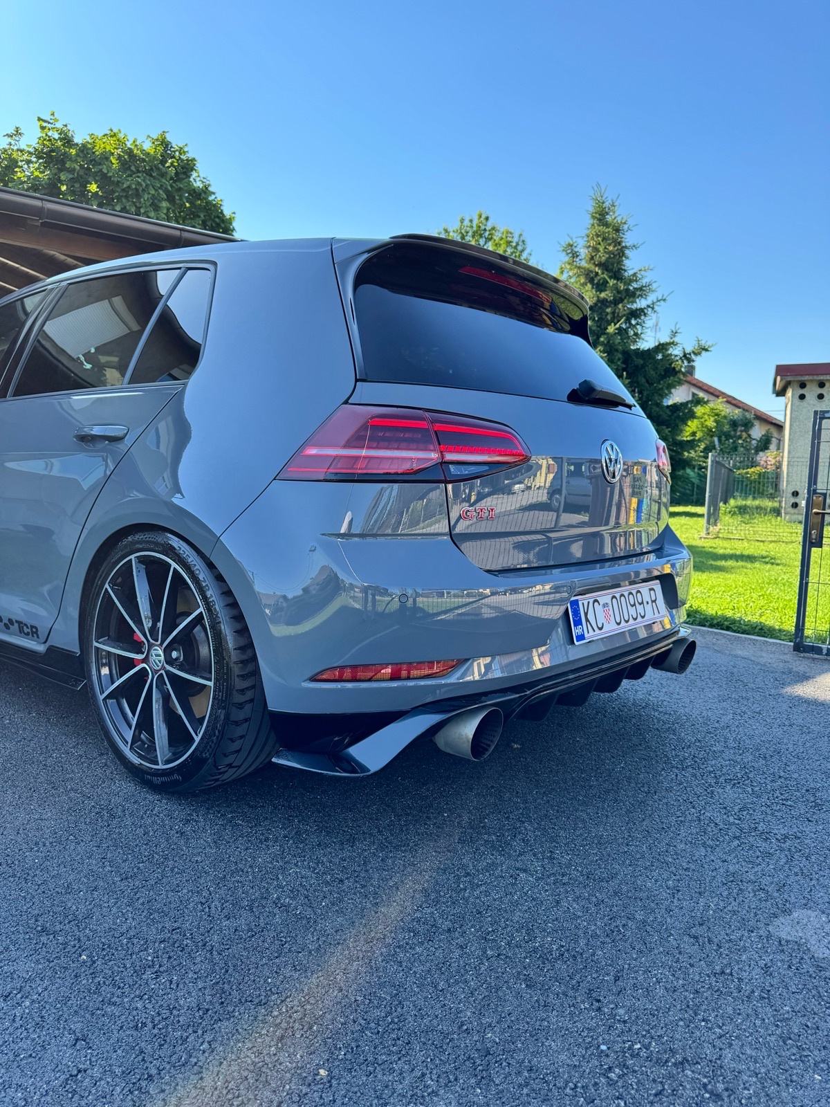 VW Golf 7.5 GTI TCR, fotografija 6