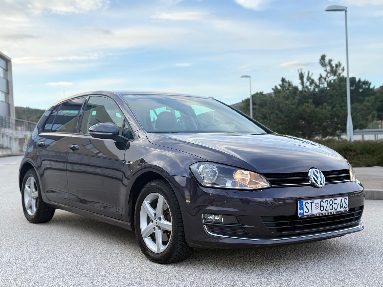VW Golf 7 Lounge_Discover Pro~Led_Webasto_Reg 02/27, fotografija 4