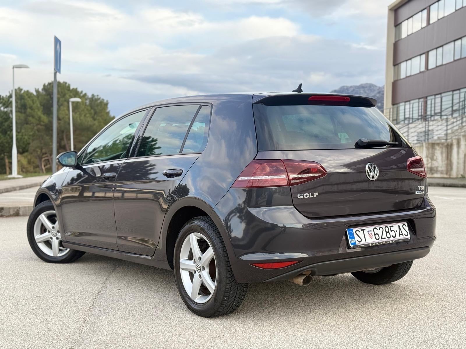 VW Golf 7 Lounge_Discover Pro~Led_Webasto_Reg 02/27, fotografija 7