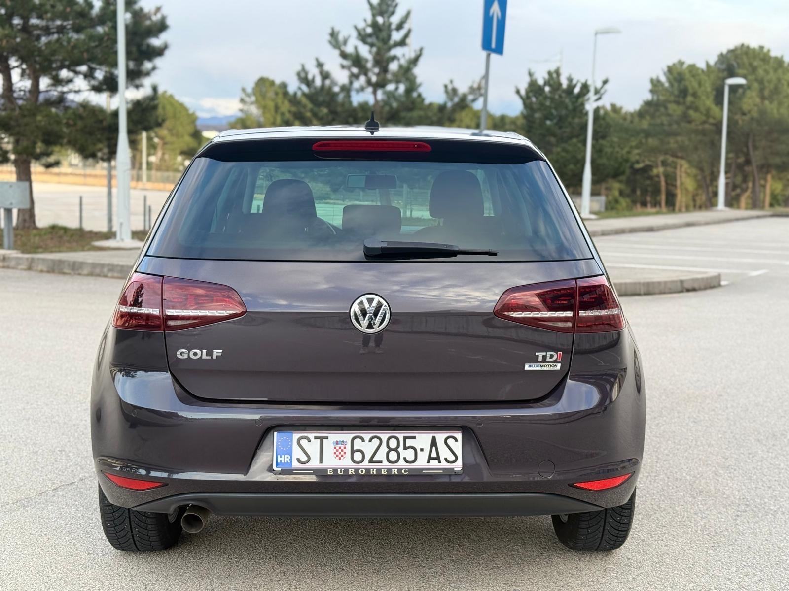 VW Golf 7 Lounge_Discover Pro~Led_Webasto_Reg 02/27, fotografija 6