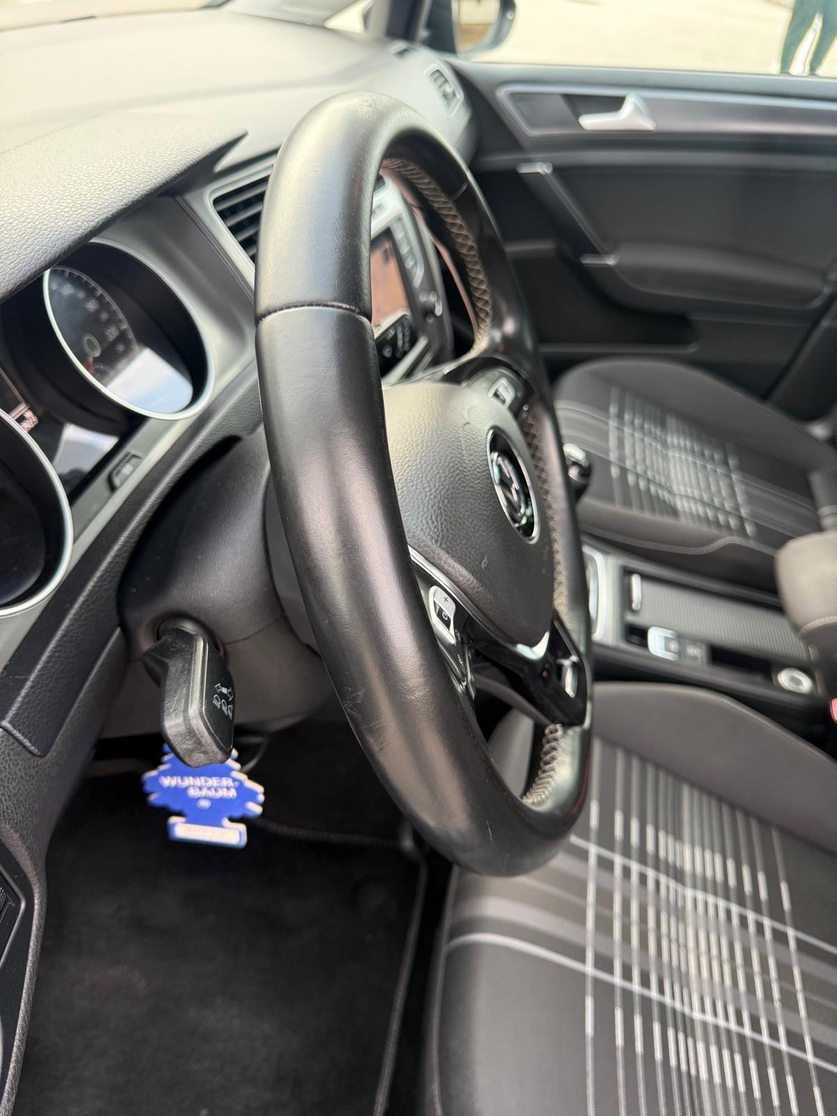 VW Golf 7 Lounge_Discover Pro~Led_Webasto_Reg 02/27, fotografija 17