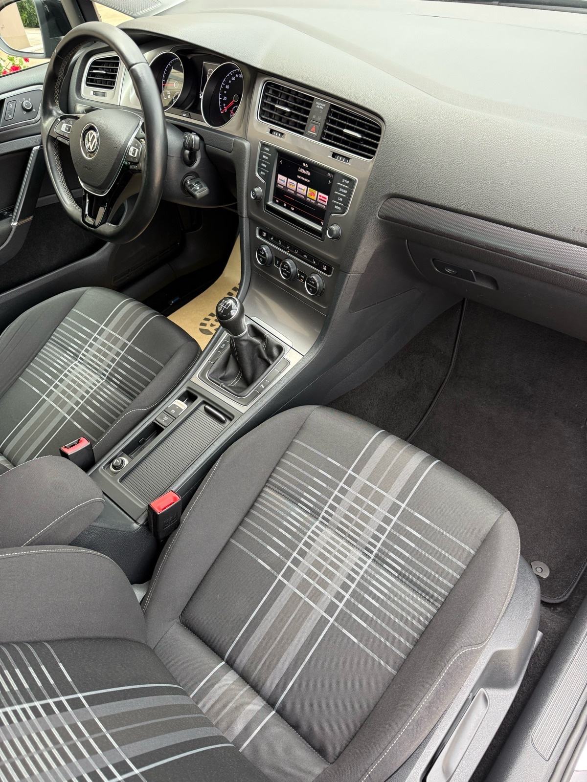 VW Golf 7 Lounge Mod.2016⭐️Jamstvo⭐️Mf~Pdc~Mrtvi Kut_V.Servis, fotografija 17