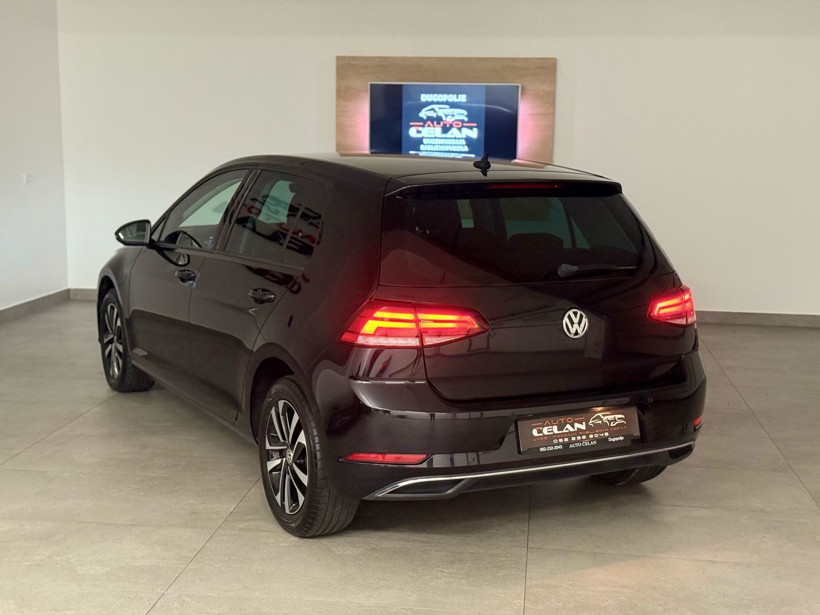 VW Golf 7 Mod.2020⭐️Jamstvo⭐️IQ DRIVE_Matrix~Led~Nav.-Webasto_Alu, fotografija 12