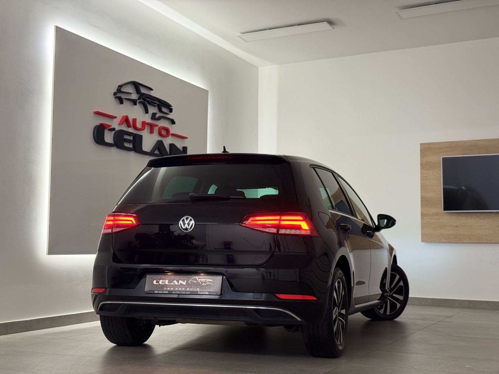 VW Golf 7 Mod.2020⭐️Jamstvo⭐️IQ DRIVE_Matrix~Led~Nav.-Webasto_Alu, fotografija 15