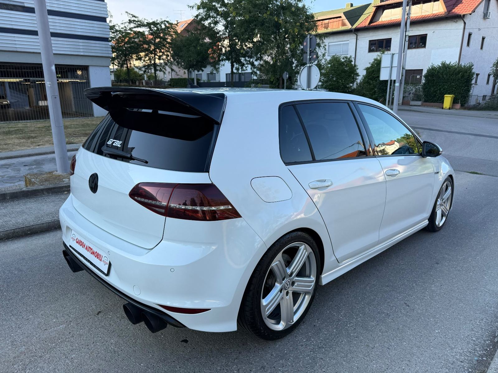 VW Golf 7 R*DSG*FULL LED*GRAIL AUSPUH*, fotografija 5