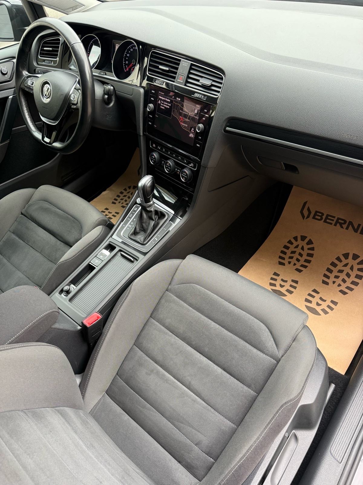 VW Golf 7 R Line⭐️Jamstvo⭐️Matrix~Led~Kamera~Navigacija~Keyless~Dyn, fotografija 17