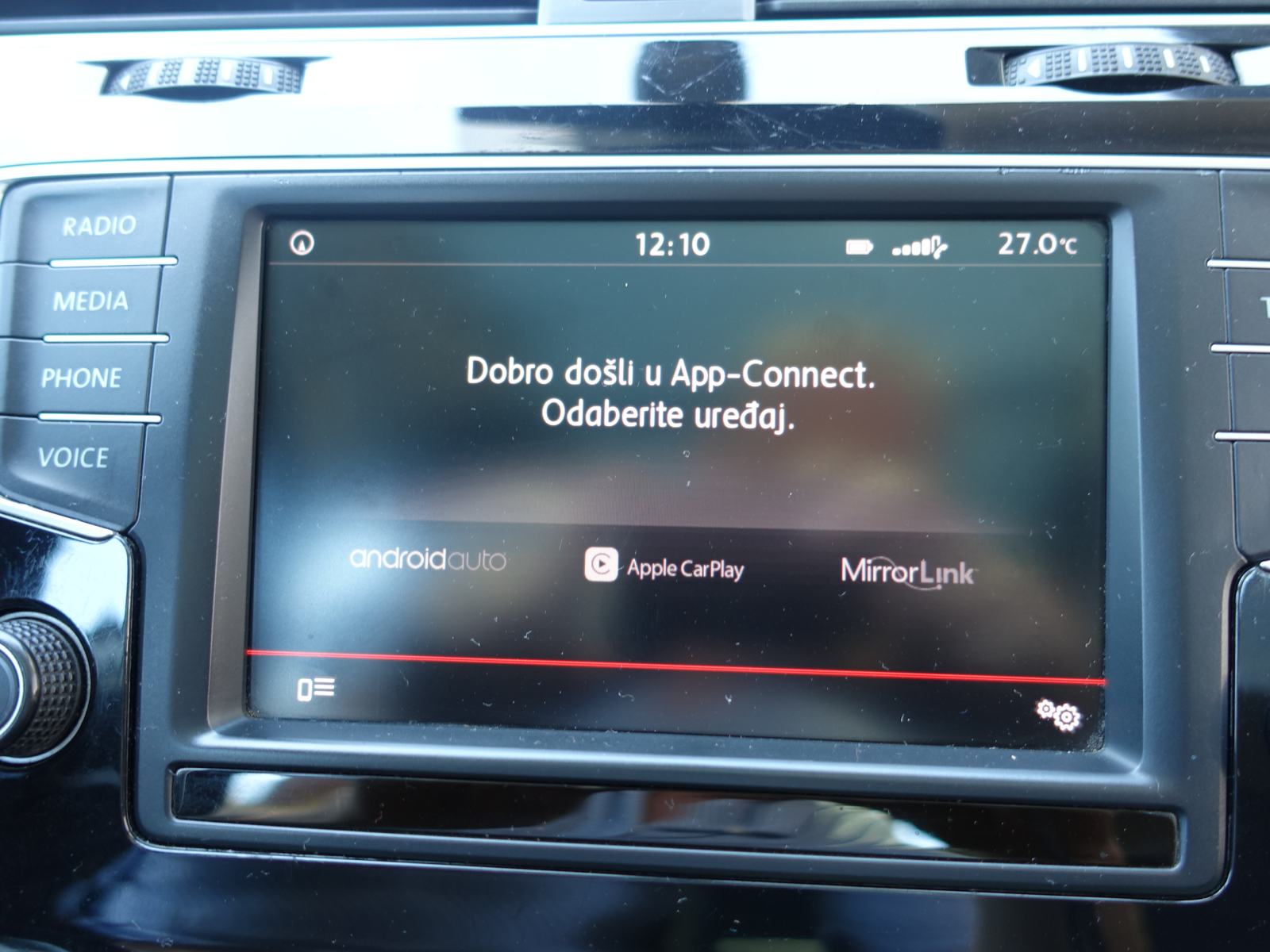 VW Golf 7 SW 1,6 TDI Highline REG.01/2027., fotografija 13