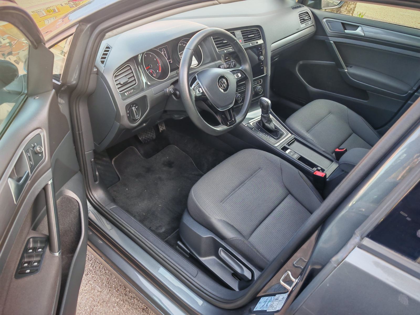 VW Golf 7 Variant 1,0 TSI BMT DSG PRIVAT NAVIGACIJA, fotografija 13