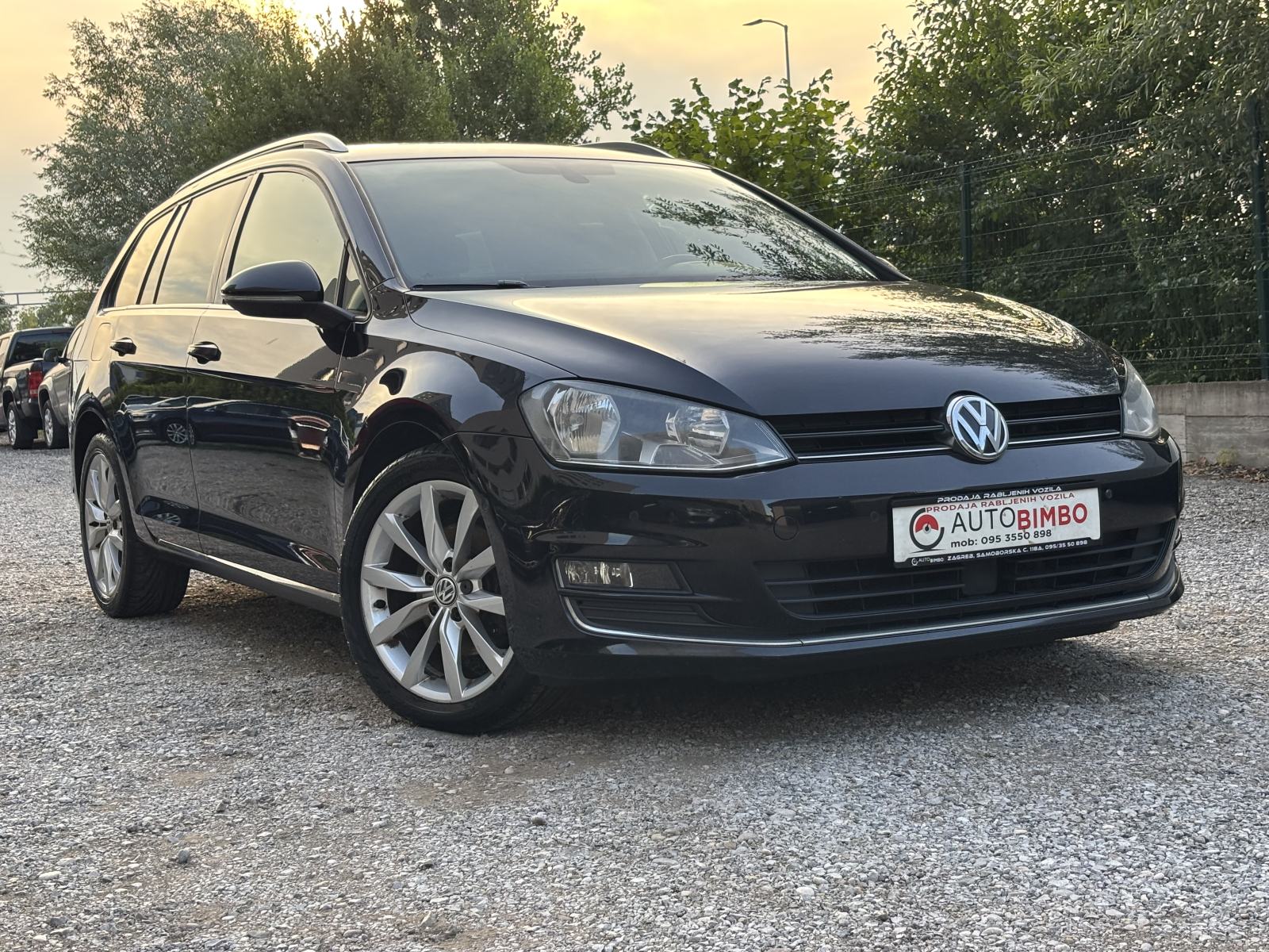 VW GOLF 7 VARIANT 1,6 TDI 2015 GOD 171,000 KM HIGH-LINE CIJENA 9,200€, fotografija 2