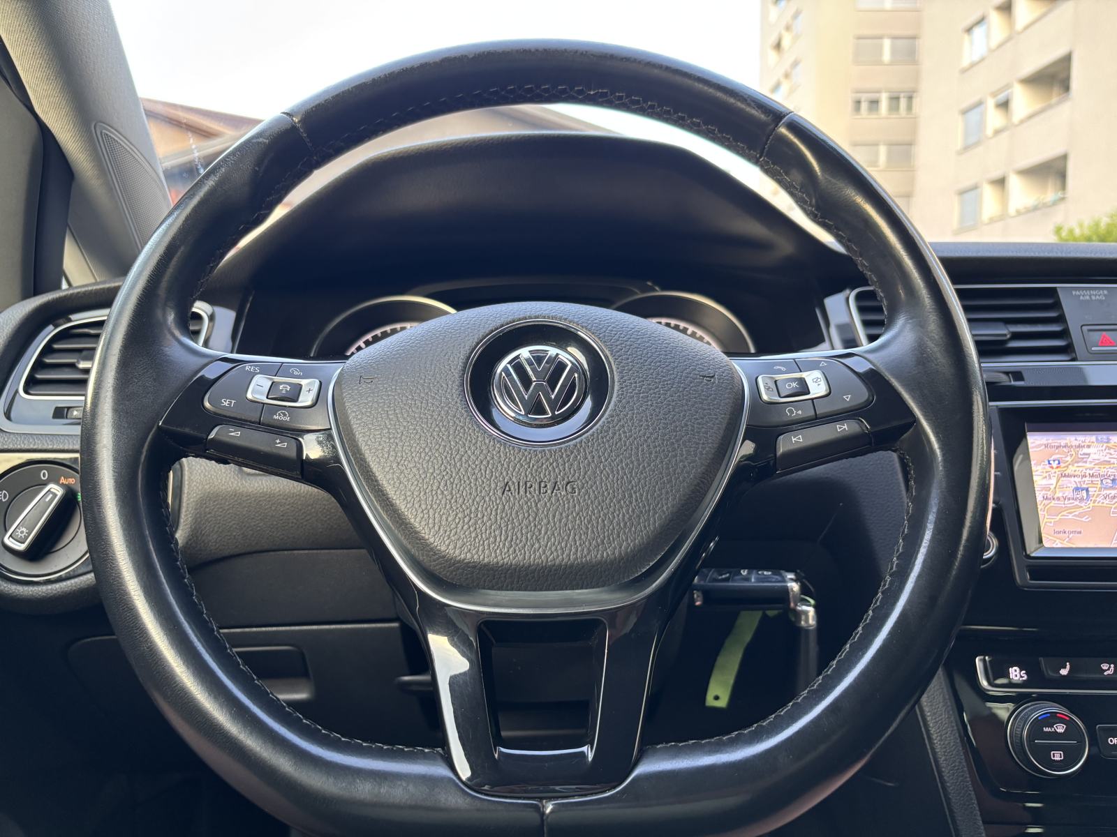 VW GOLF 7 VARIANT 1,6 TDI 2015 GOD 171,000 KM HIGH-LINE CIJENA 9,200€, fotografija 19
