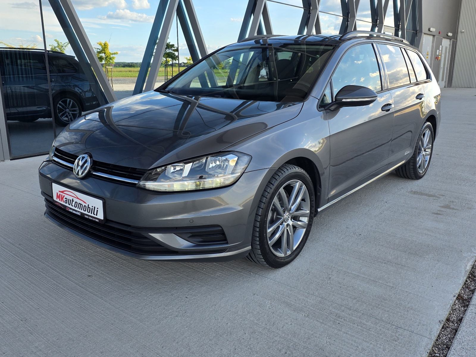 VW Golf 7 Variant 1,6 TDI ALU,NAVI TOP STANJE, fotografija 2