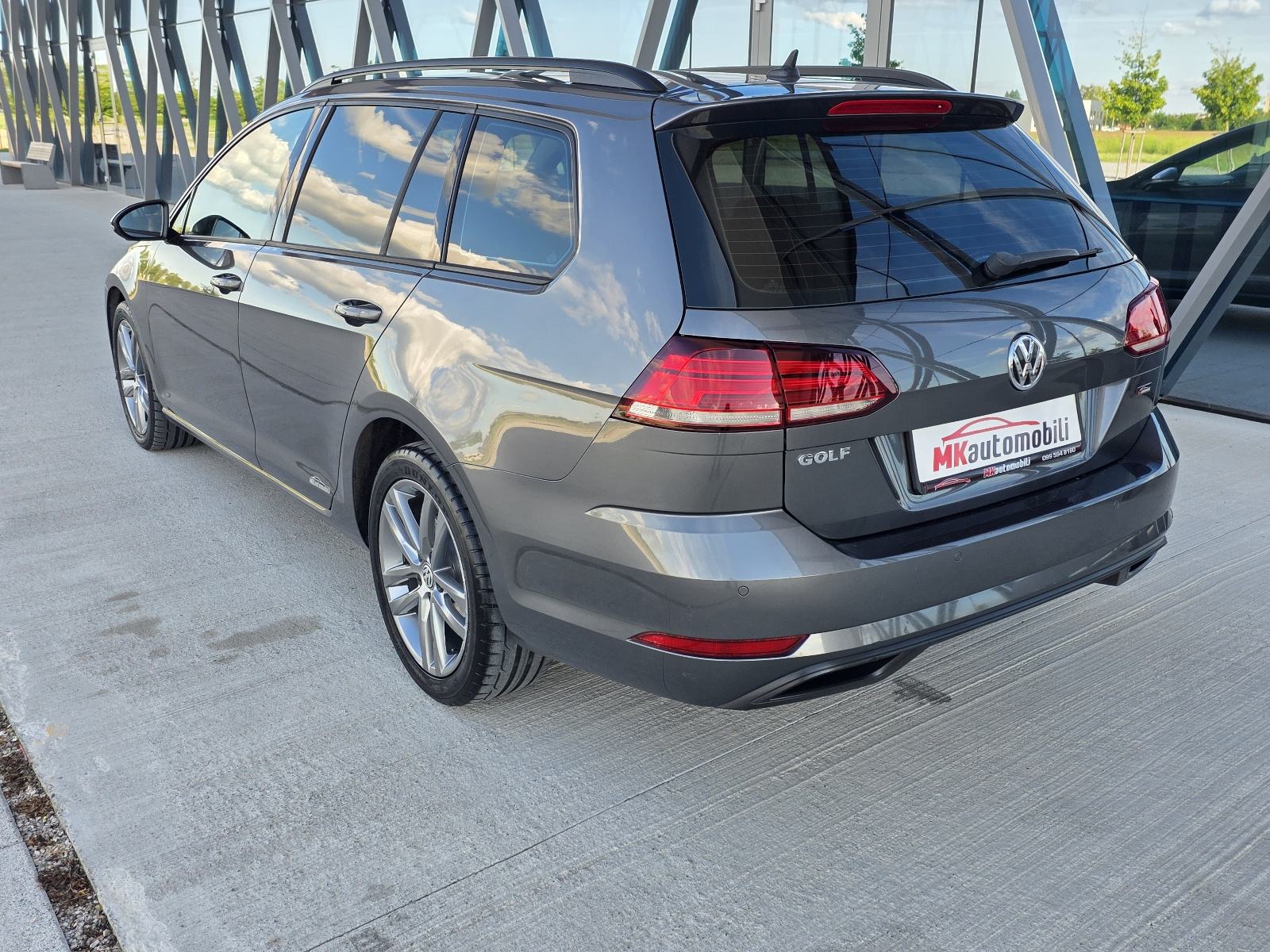 VW Golf 7 Variant 1,6 TDI ALU,NAVI TOP STANJE, fotografija 4