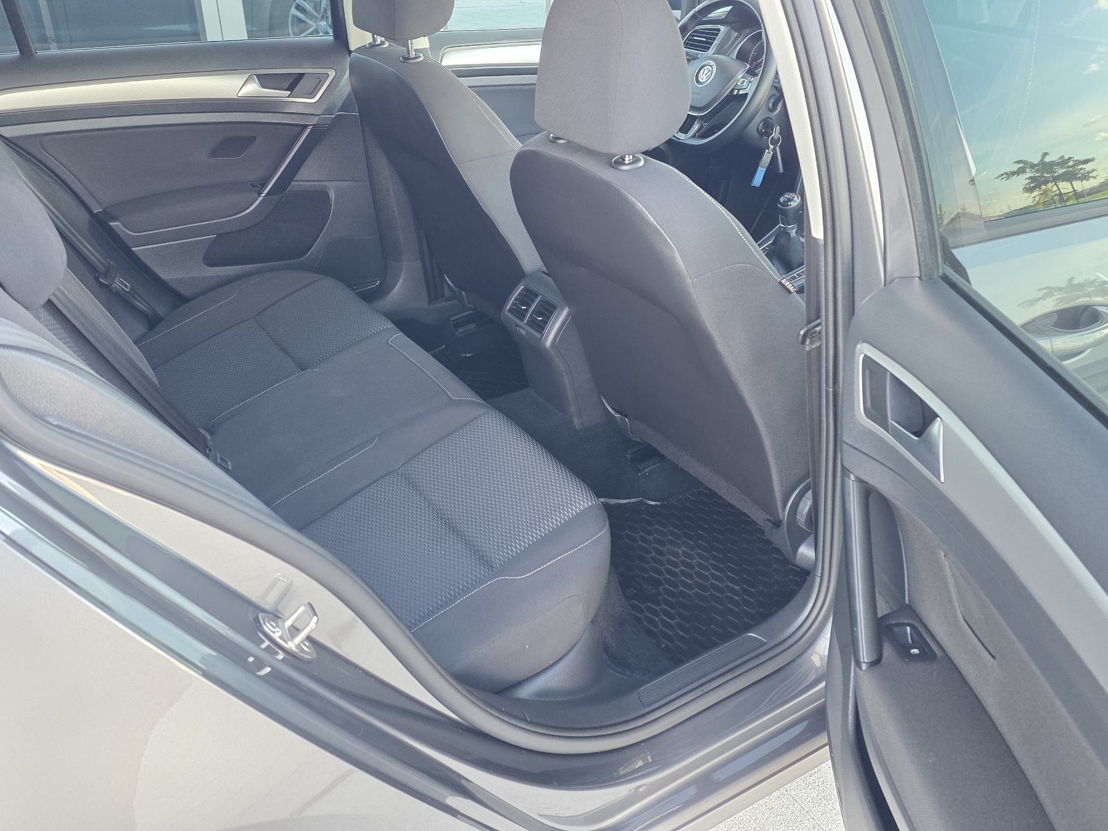 VW Golf 7 Variant 1,6 TDI ALU,NAVI TOP STANJE, fotografija 10