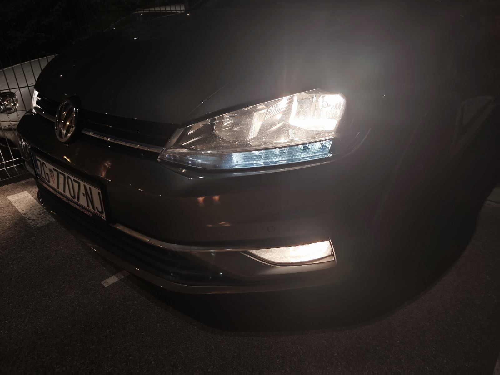VW GOLF 7,5 VARIANT 1,6 TDI AUTOMATIK TIP-TOP STANJE, NIKAD U SUDARU!!, fotografija 7