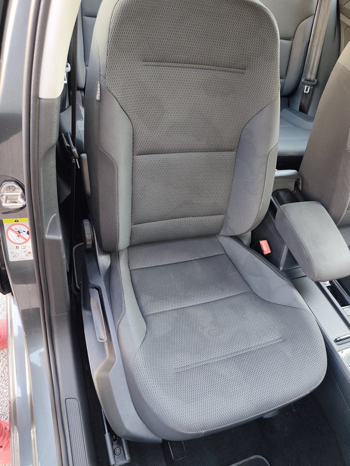 VW GOLF 7,5 VARIANT 1,6 TDI AUTOMATIK TIP-TOP STANJE, NIKAD U SUDARU!!, fotografija 15