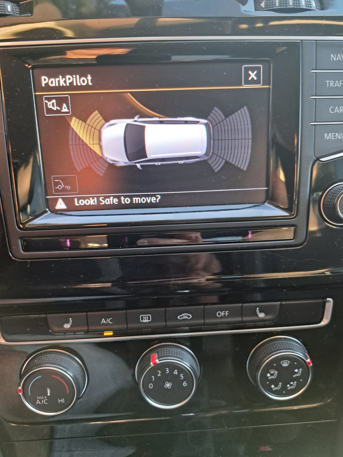 VW Golf 7 Variant 1,6 TDI Highline 5900€, fotografija 4