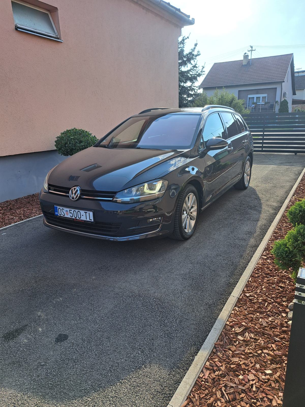 VW Golf 7 Variant 1,6 TDI Highline 5900€, fotografija 3